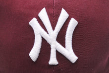 画像をギャラリービューアに読み込む, GUCCI グッチ NY YANKEES ニューヨークヤンキース キャップ 538565 ベースボールキャップバタフライ ワインレッド 良品 中古 54229