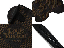 Load image into Gallery viewer, 極美品 Louis Vuitton ルイヴィトン NIGO ニゴ コインカードホルダー LVスクエアードコレクション ジャイアント N60387 中古 54310