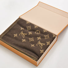 画像をギャラリービューアに読み込む, 新品同様 LOUIS VUITTON ルイヴィトン プレッド ネオ モノグラム ブランケット M70439 ウール カシミヤ ブラウン ベージュ 中古 4a005447
