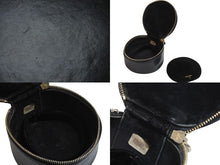 Load image into Gallery viewer, CHANEL シャネル ポーチ ミニバニティポーチ ココマーク ラムスキン ブラック ゴールド金具 美品 中古 54542