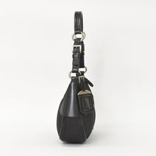 将图片加载到图库查看器，PRADA プラダ ワンショルダーバッグ トライアングルロゴ ナイロン ブラック シルバー金具 美品 中古 4a005473