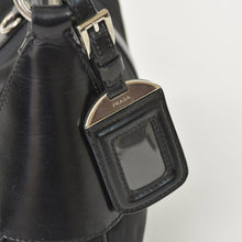 将图片加载到图库查看器，PRADA プラダ ワンショルダーバッグ トライアングルロゴ ナイロン ブラック シルバー金具 美品 中古 4a005473