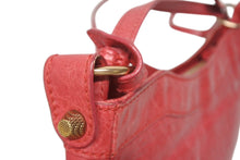 画像をギャラリービューアに読み込む, 極美品 BALENCIAGA バレンシアガ ジャイアントヒップ ショルダーバッグ 237203 5740 レザー レッド ゴールド金具 中古 4b005476