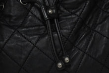Load image into Gallery viewer, CHANEL シャネル ワンショルダーバッグ 11番台 ワイルドステッチ ラムスキン ブラック シルバー金具 美品 中古 54872