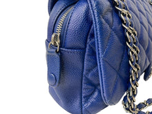 Load image into Gallery viewer, 極美品 CHANEL シャネル マトラッセ チェーンショルダーバッグ キャビアスキン 18番台 シングルフラップ ブルー 中古 54875