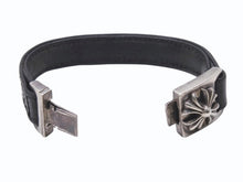 Load image into Gallery viewer, CHROME HEARTS クロムハーツ レザー ブレスレット CHX ハーネスクラスプ シルバー925 2003/.925刻印 38g 美品 中古 4b005491