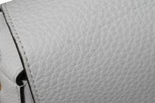 画像をギャラリービューアに読み込む, FENDI フェンディ ハンドバッグ マンマバケット 8BR600 ホワイト セレリア レザー ゴールド金具 美品 中古 54924