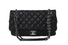 Load image into Gallery viewer, CHANEL シャネル ショルダーバッグ マトラッセ チェーン イージーキャリア キャビアスキン ブラック シルバー金具 美品 中古 54986