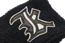 Load image into Gallery viewer, CHROME HEARTS クロムハーツ 氷室京介 コラボ リストバンド ホースシュー SV925 ブラック 美品 中古 55056