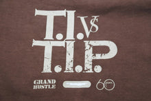 画像をギャラリービューアに読み込む, SWAGGER × T.I. VS T.I.P. スワッガー 半袖Ｔシャツ アルバム発売記念限定Tシャツ ブラウン コットン サイズM 美品 中古 55063