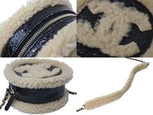 画像をギャラリービューアに読み込む, CHANEL シャネル ショルダーバッグ チェーンショルダー ムートン 28番台 ココマーク ブラック ゴールド金具 美品 中古 55086