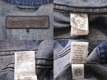画像をギャラリービューアに読み込む, CHROME HEARTS クロムハーツ セメタリークロスパッチ デニムジャケット ホースシューボタン ブルー SV925 サイズS 美品 中古 55354
