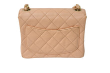 Load image into Gallery viewer, CHANEL シャネル チェーンショルダーバッグ ミニマトラッセ17cm 8番台 キャビア サーモンピンク ゴールド金具 美品 中古 55485