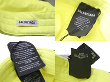画像をギャラリービューアに読み込む, 新品未使用品 BALENCIAGA バレンシアガ キャップ フットボールロゴキャップ ローキャップ イエロー 中古 55534