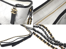 画像をギャラリービューアに読み込む, CHANEL シャネル 2WAYチェーンショルダーバッグ マトラッセ ココマーク ステッチ ラムスキン ガブリエル ホワイト 美品 中古 55638
