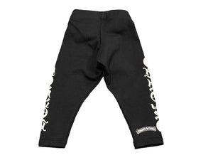新品未使用 CHROME HEARTS クロムハーツ パンツ レギンス ロゴプリント ブラック キッズ 6 MONTHS 52/41 中古 55810