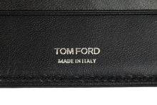 Load image into Gallery viewer, Tom Ford トムフォード パスポートケース 小物 ブラック クロコ シルバーロゴ 美品 中古 55822