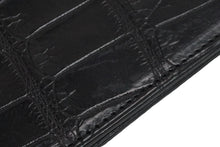 Load image into Gallery viewer, Tom Ford トムフォード パスポートケース 小物 ブラック クロコ シルバーロゴ 美品 中古 55822