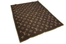 Load image into Gallery viewer, LOUIS VUITTON ルイヴィトン モノグラム ファッション雑貨 ブランケット ブラウン ベージュM92067 中古 55930