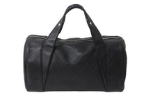 画像をギャラリービューアに読み込む, CHANEL シャネル シェブロン ミニ ボストンバッグ ココマーク ロゴ ブラック 鞄 Vステッチ シルバー金具 美品 中古 55973