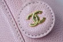 画像をギャラリービューアに読み込む, CHANEL シャネル ココマーク バニティバッグ 縦型 ハンドバッグ 8番台 キャビアスキン ピンク ゴールド金具 良品 中古 55994