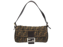 画像をギャラリービューアに読み込む, 極美品 FENDI フェンディ マンマバケット ワンショルダーバッグ 26424 ズッカ柄 キャンバス レザー ブラウン シルバー金具 中古 4b005601