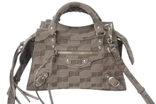 画像をギャラリービューアに読み込む, 新品同様 BALENCIAGA バレンシアガ ショルダーバッグ Neo Cagole XS 22AW 696495 コットンキャンバス シルバー金具 中古 56181