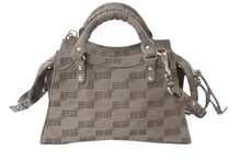 画像をギャラリービューアに読み込む, 新品同様 BALENCIAGA バレンシアガ ショルダーバッグ Neo Cagole XS 22AW 696495 コットンキャンバス シルバー金具 中古 56181