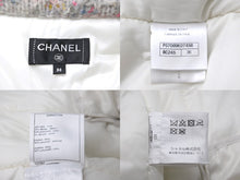 画像をギャラリービューアに読み込む, 極美品 CHANEL シャネル ウールダウンジャケット ビジュー ラインストーン P57089K07458 グレー マルチ サイズ36 中古 56415