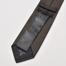 将图片加载到图库查看器，極美品 PRADA プラダ Re-Nylon ネクタイ ギャバジン ネクタイ UCR77 ダークブラウン ファッション小物 アクセサリー 中古 4a005667