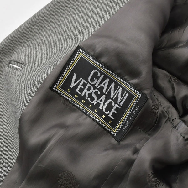 極美品 GIANNI VERSACE ジャンヌヴェルサーチ テーラードジャケット ウール レーヨン グレー サイズ38 中古 4a005674