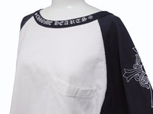 画像をギャラリービューアに読み込む, CHROME HEARTS クロムハーツ ラグラン 七分袖Tシャツ サイズM ホワイト ブラック ネックロゴ オールドクロス ホースシュー 美品 中古 4b005684