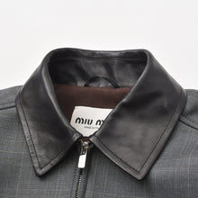 将图片加载到图库查看器，極美品 MIU MIU ミュウミュウ プリンス オブ ウェールズチェック &amp; ボンデッドジャージー ブルゾンジャケット ML1325 グレンチェック柄 グレー ブラウン 36サイズ シルバー金具 中古 4a005702