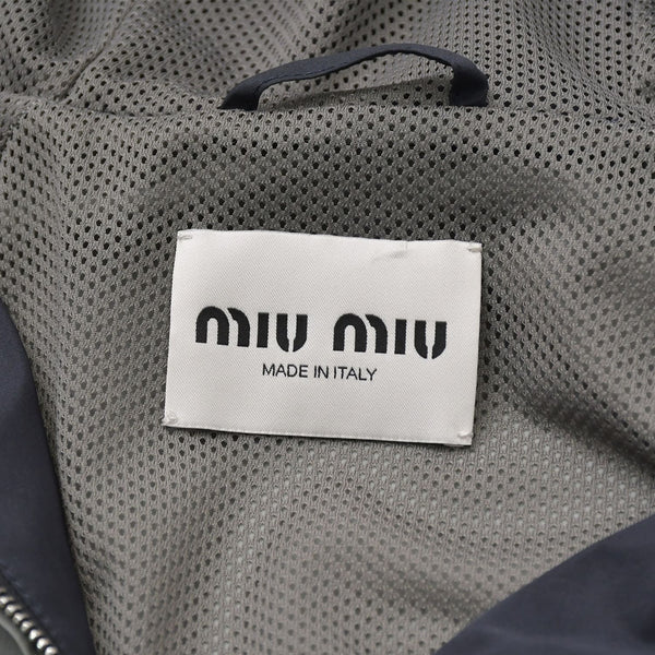 極美品 MIU MIU ミュウミュウ テクニカルシルク ジップブルゾンジャケット ML1220 ウインドブレーカー ネイビー グレー バイカラー 40サイズ シルバー金具 中古 4a005703