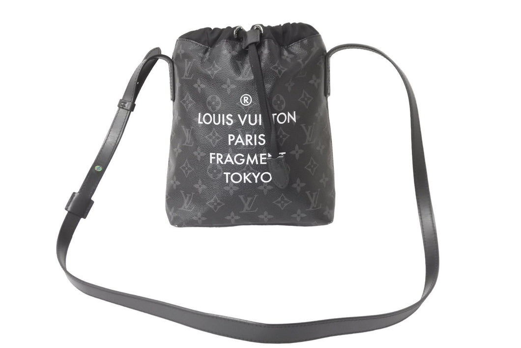 LOUIS VUITTON ルイヴィトン ショルダーバッグ フラグメントナノバッグ モノグラムエクリプス M43418 シルバー金具 美品 中古  57082 – Casanova Vintage