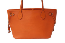 Load image into Gallery viewer, LOUIS VUITTON ルイヴィトン トートバッグ M40963 ネヴァーフルPM エピ ピモンオレンジ シルバー金具 美品 中古 57116