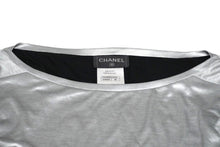 Load image into Gallery viewer, CHANEL シャネル 長袖Ｔシャツ ビッグCCロゴTシャツ サイズ38 シルバー AW002 P43485K04412 美品 中古 57254