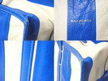 画像をギャラリービューアに読み込む, BALENCIAGA バレンシアガ バザールショッパーM レザー トートバッグ ブルー ホワイト 443097 鞄 ロゴ 良品 中古 57393