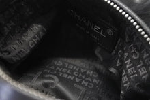 Load image into Gallery viewer, CHANEL シャネル ハンドバッグ チェーン ワンショルダー 7番台 ココマーク ブラック ファー シルバー金具 美品 中古 57839