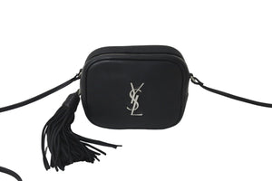 YVES SAINT LAURENT イヴサンローラン ショルダーバッグ タッセル 425317 ブラック シルバー レザー 美品 中古 57871