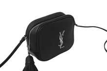 Load image into Gallery viewer, YVES SAINT LAURENT イヴサンローラン ショルダーバッグ タッセル 425317 ブラック シルバー レザー 美品 中古 57871