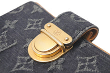 Load image into Gallery viewer, LOUIS VUITTON ルイヴィトン 手帳カバー アンジェダPM モノグラムデニム R21038 イニシャル入り ノワール ゴールド 良品 中古 57880