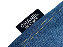 画像をギャラリービューアに読み込む, CHANEL シャネル ワイドショートパンツ ココマークボタン P03054V03302 ブルー ゴールド金具 サイズ48 美品 中古 57898