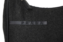 Load image into Gallery viewer, PRADA プラダ ショルダーバッグ プラダスポーツ MV515 アクセサリーポーチ ウール ナイロン ブラック グレー 美品 中古 58036