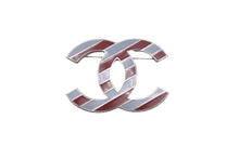 Load image into Gallery viewer, CHANEL シャネル ブローチ ココマーク ボーダー 16S刻印 2016 ハイサマーコレクション レッド ブルー シルバー 20g 美品 中古 58321