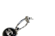 画像をギャラリービューアに読み込む, CHANEL シャネル フープピアス スタッドピアス ココマーク 00A刻印 2000年 秋 ブラック シルバー金具 3g 美品 中古 58322