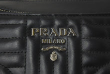 Load image into Gallery viewer, 極美品 PRADA プラダ IMPUNTURE ウエストバッグ NERO ボディバッグ 1BL008-2D91-F0002 ブラック ロゴ 中古 58415