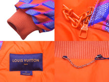 画像をギャラリービューアに読み込む, 新品未使用 LOUIS VUITTON ルイヴィトン ボンバージャケット ダイヤモンド ダミエ RM222 PP0 HNB73E オレンジ サイズ50 58531