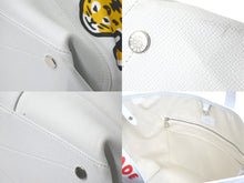 Load image into Gallery viewer, LOUIS VUITTON ルイヴィトン トートバッグ トロリー トート NIGOコラボ タイガー ホワイト M59366 シルバー金具 美品 中古 58554