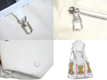 Load image into Gallery viewer, LOUIS VUITTON ルイヴィトン トートバッグ トロリー トート NIGOコラボ タイガー ホワイト M59366 シルバー金具 美品 中古 58554